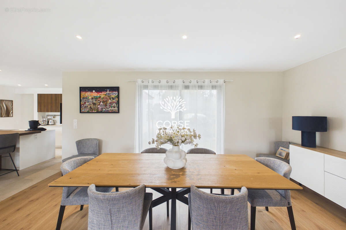 Maison à PORTO-VECCHIO