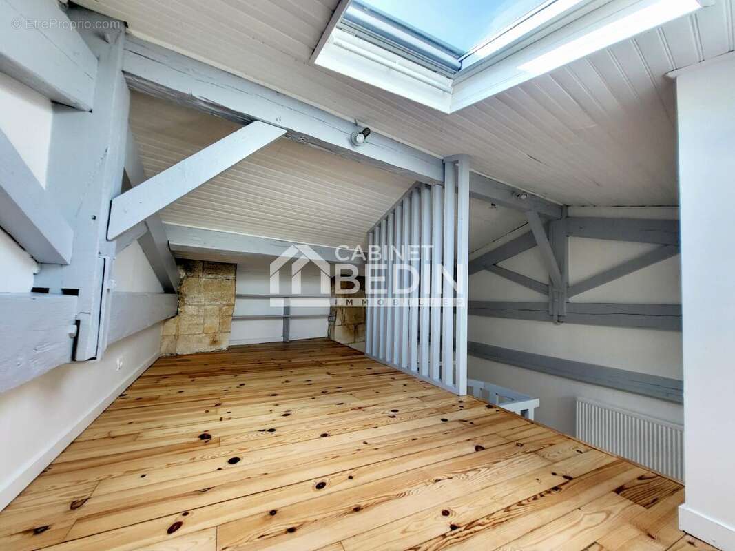 Appartement à BORDEAUX