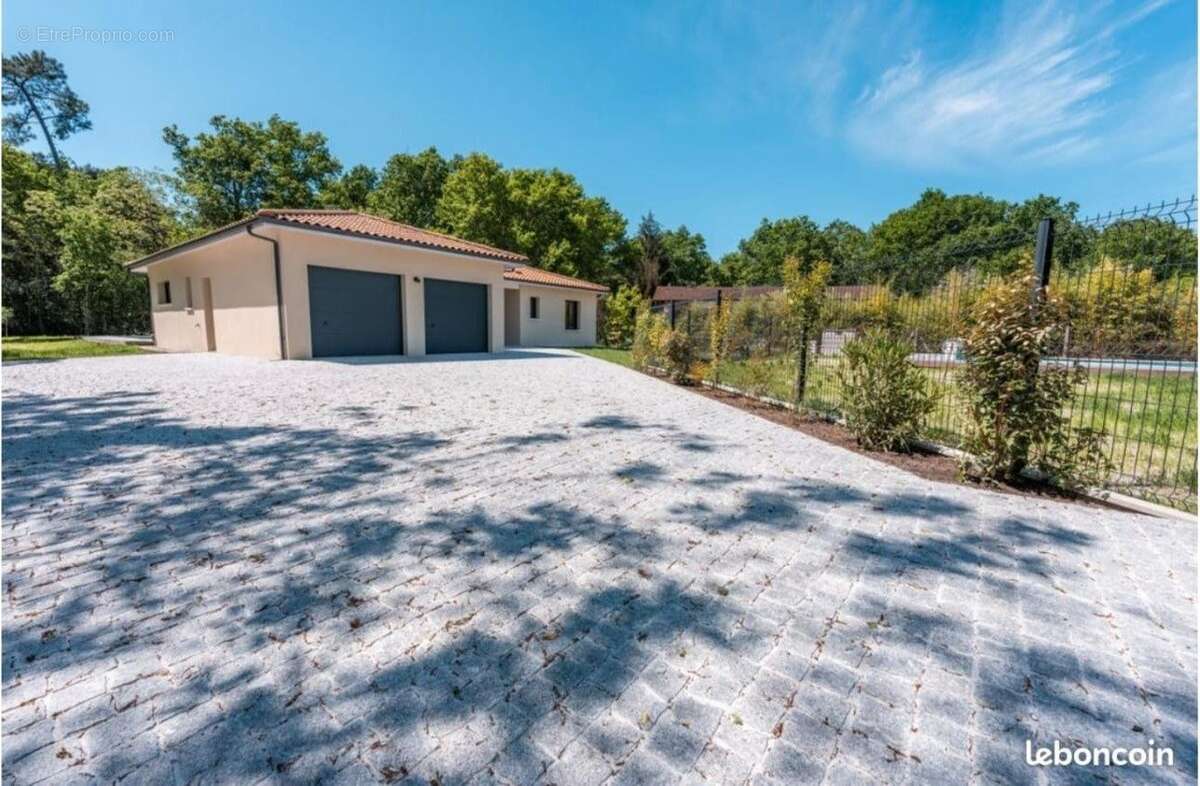 Maison à SAINT-MEDARD-EN-JALLES