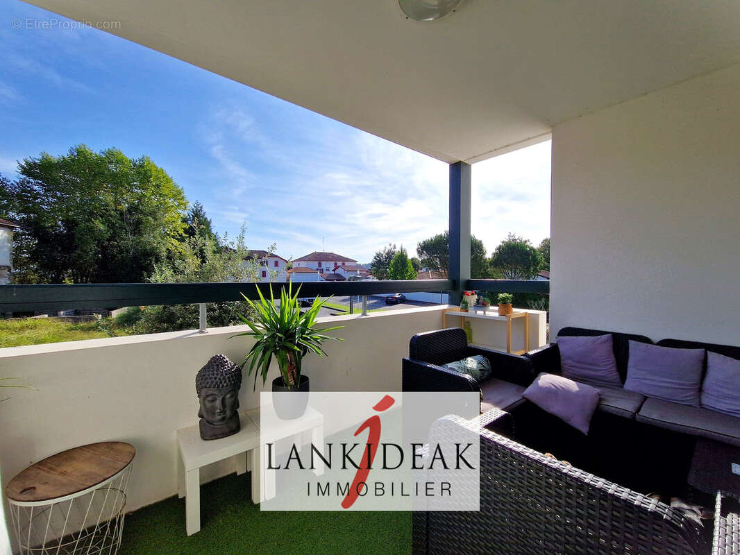 Appartement à USTARITZ