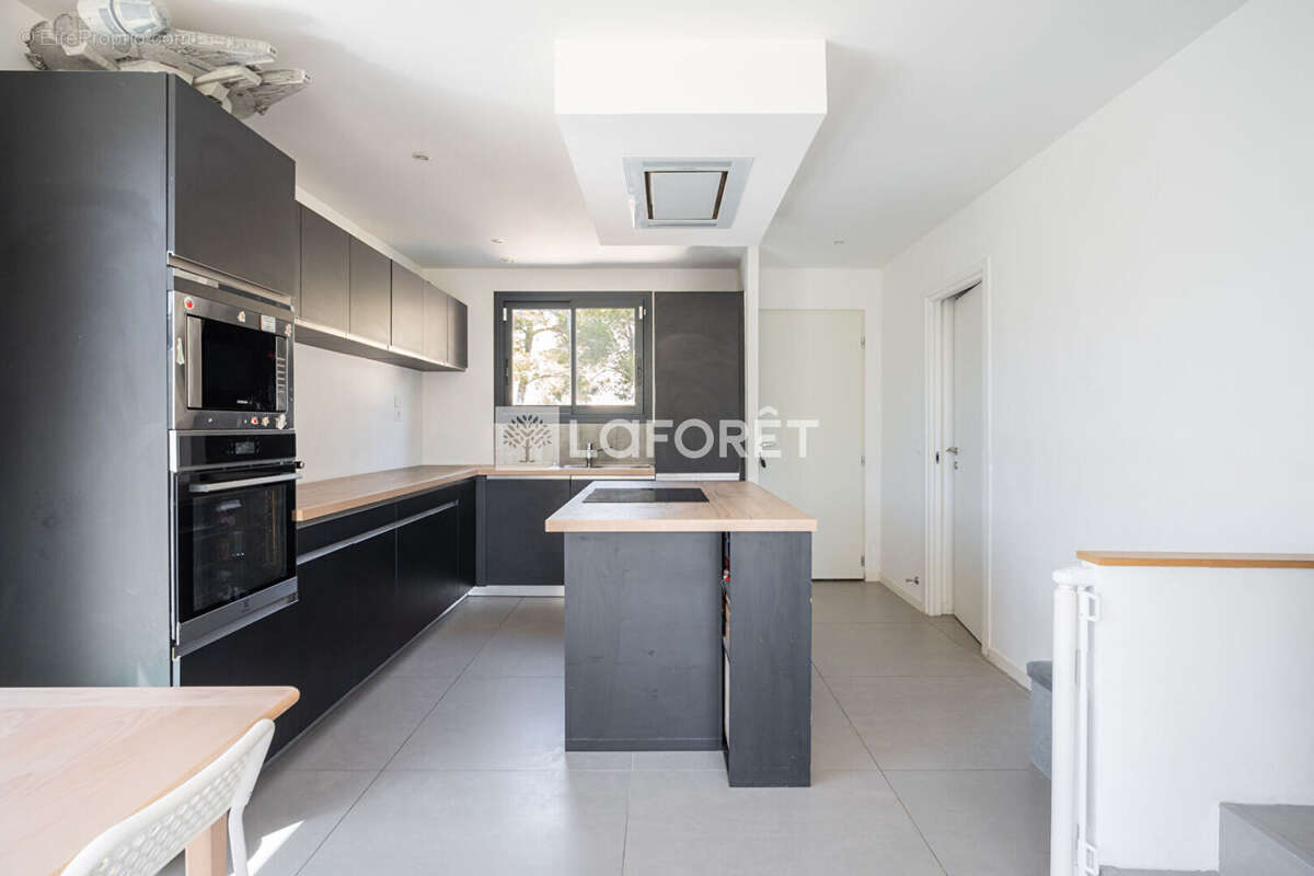 Maison à MARSEILLE-9E