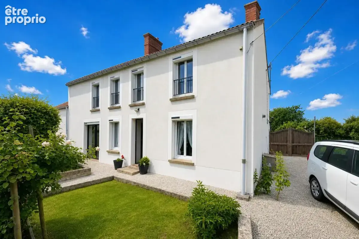 Maison de 6 pièces de 196 m² à Aubepierre-Ozouer-le-Repos - photo 2