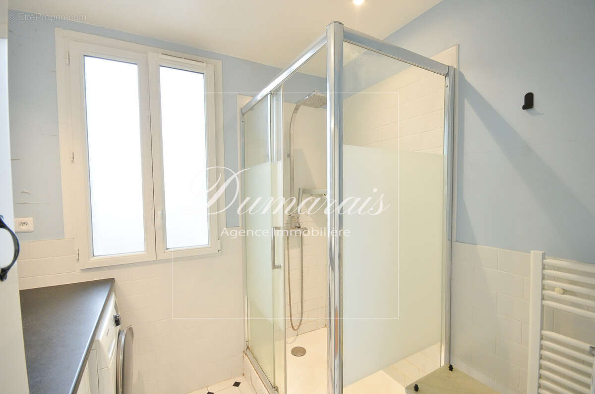 Appartement à PARIS-3E
