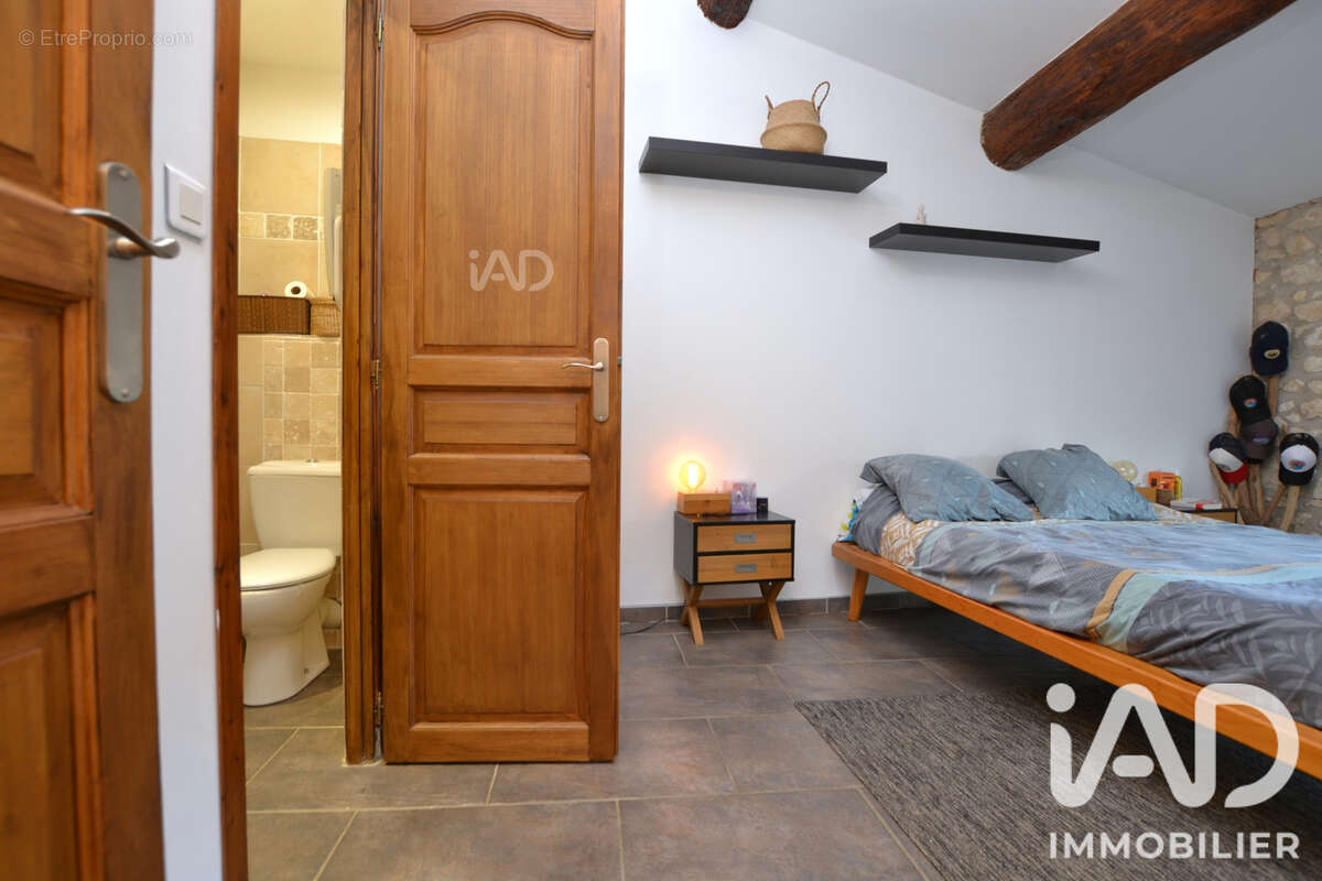 Maison 115 m² à Salles-D'aude  - photo 9