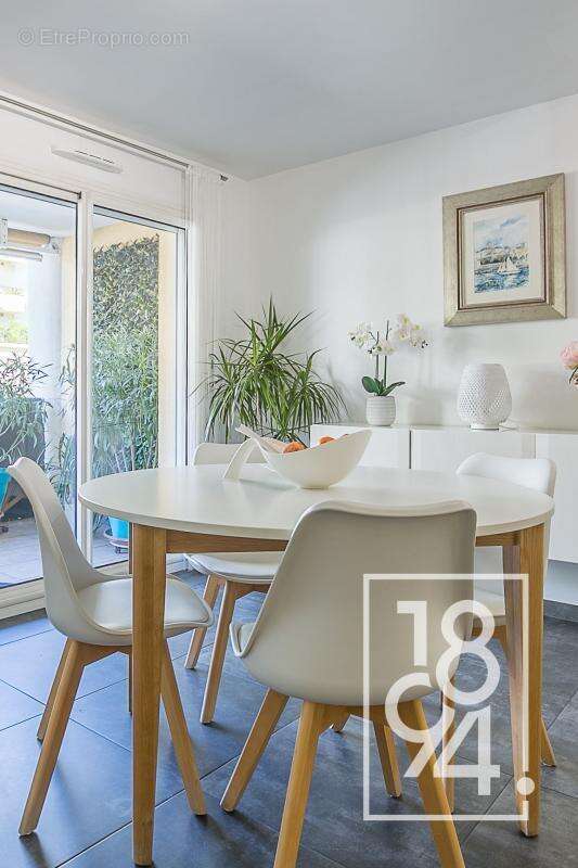 Appartement à MARSEILLE-8E