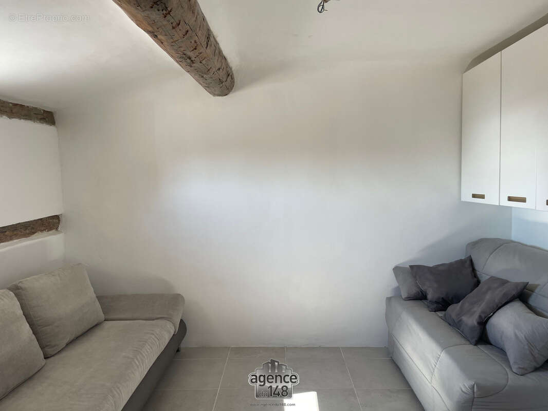 Appartement à MARSEILLE-2E