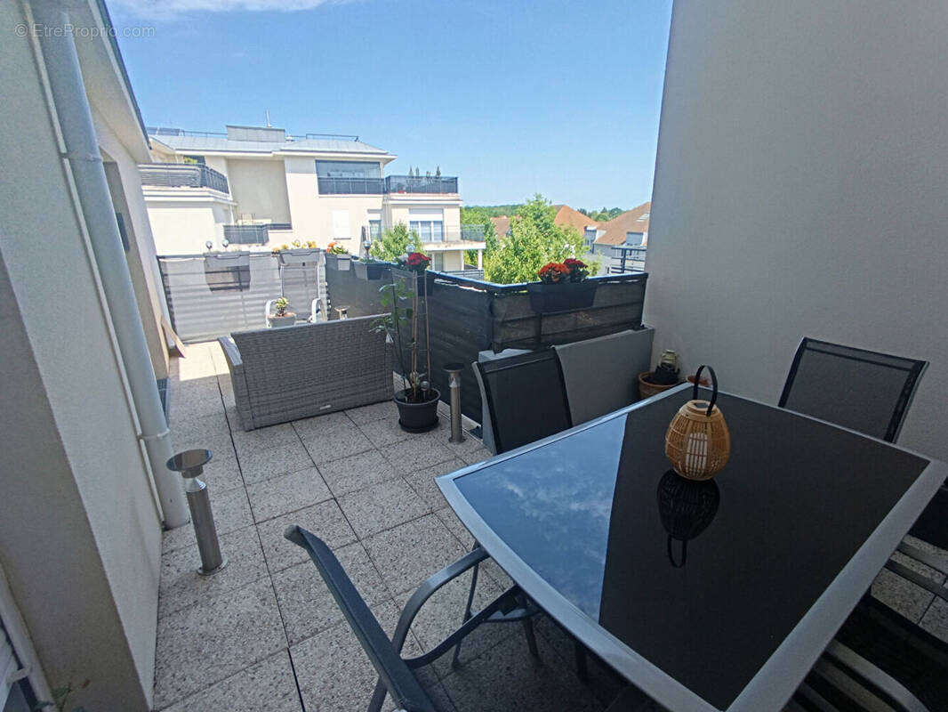 Appartement à ELANCOURT