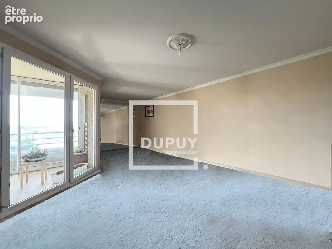 Les Raisins - Canal du Midi  T4 de 89 m² - Terrasse et Parking. - photo 5