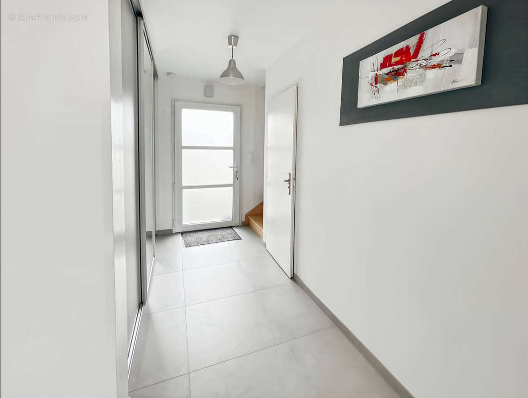 Maison 5 pièces moderne. - photo 6