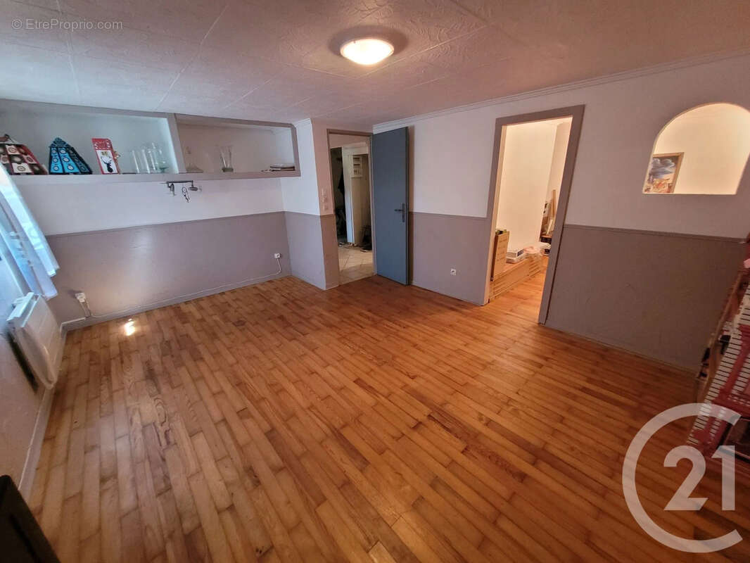 Maison 125 m² à Montpont-En-Bresse  - photo 14