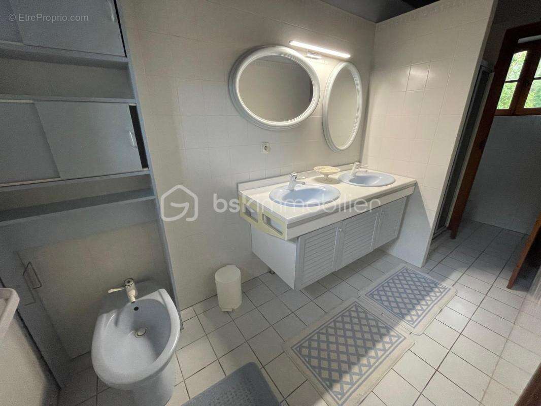 Maison à VILLENEUVE-DE-MARSAN