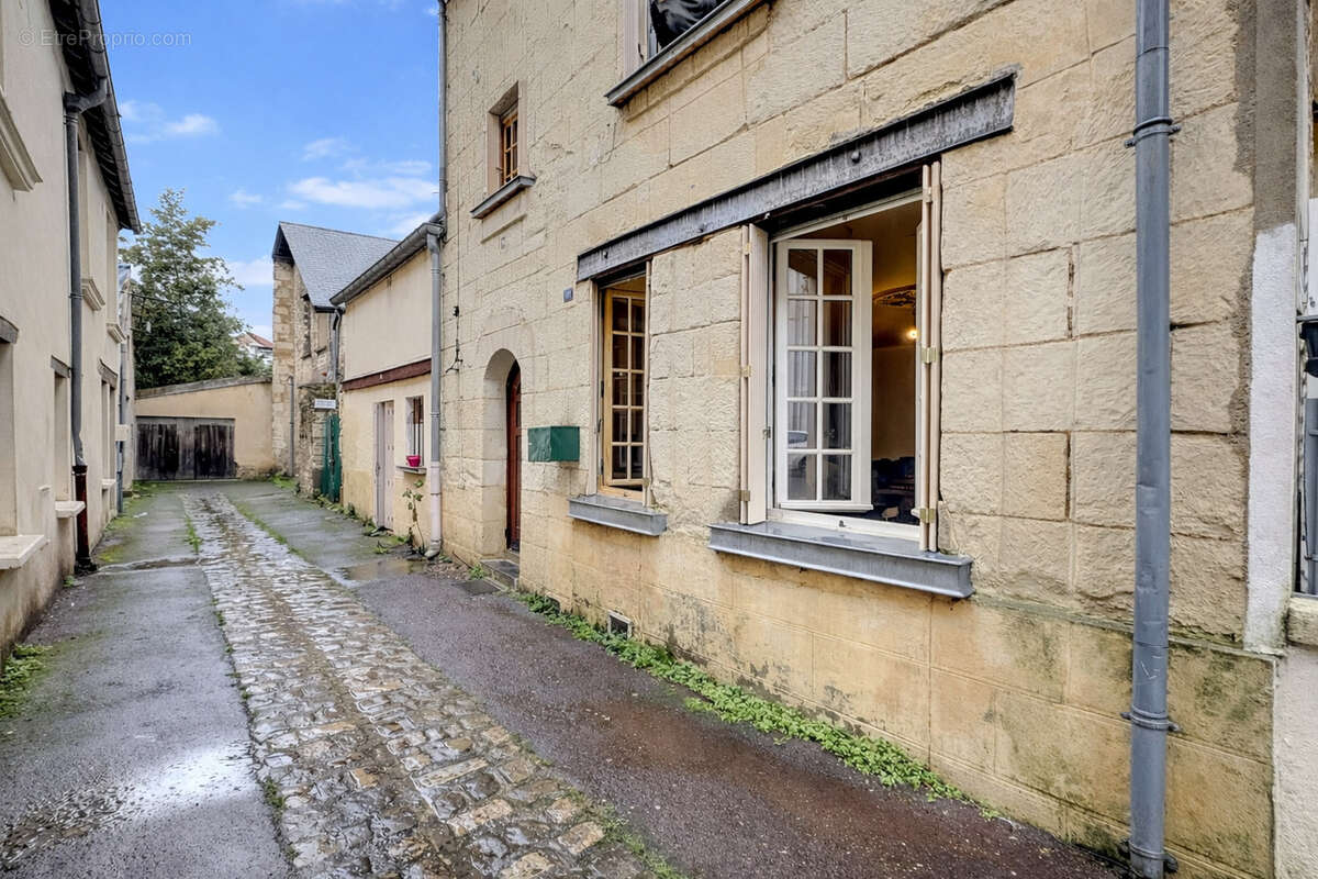 Maison à CHATELLERAULT