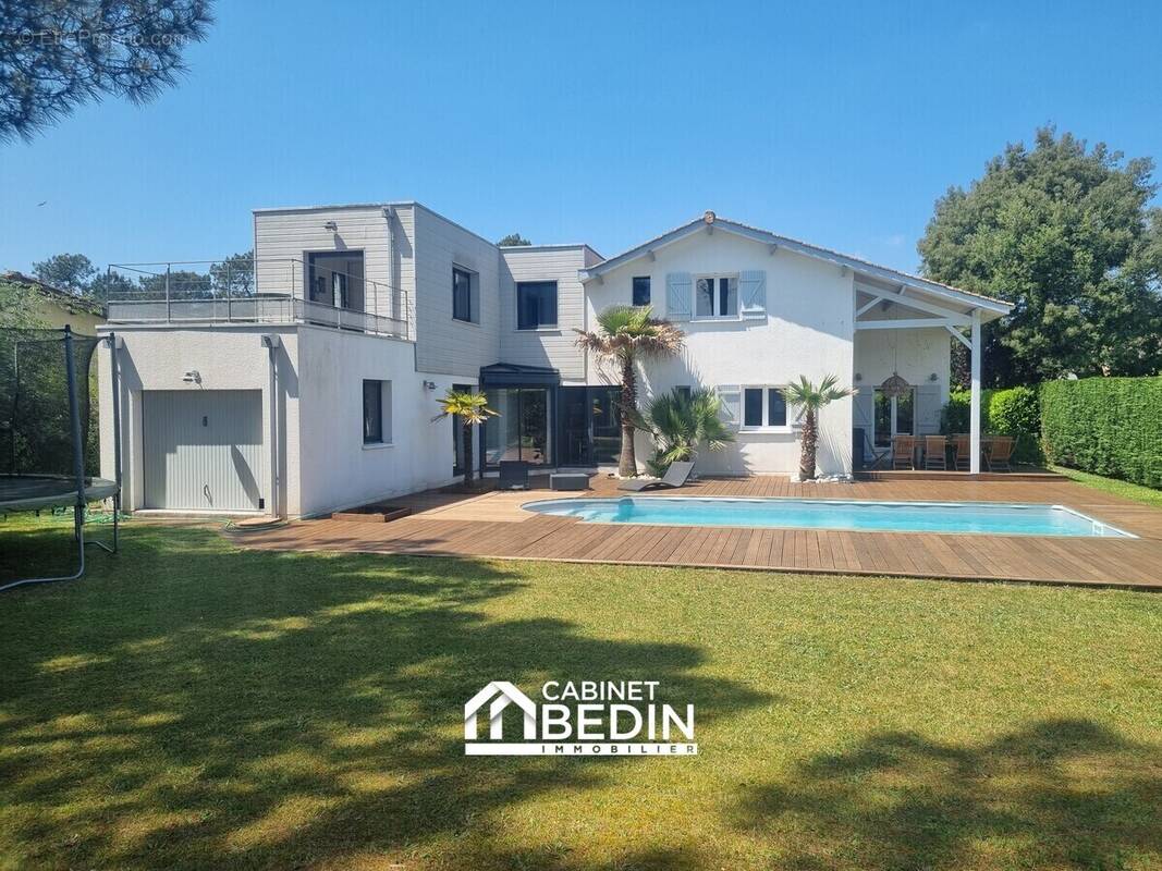 Maison à GUJAN-MESTRAS