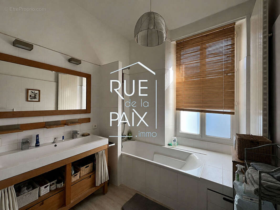Charmante maison de ville à Parthenay - 172 m2 - photo 13