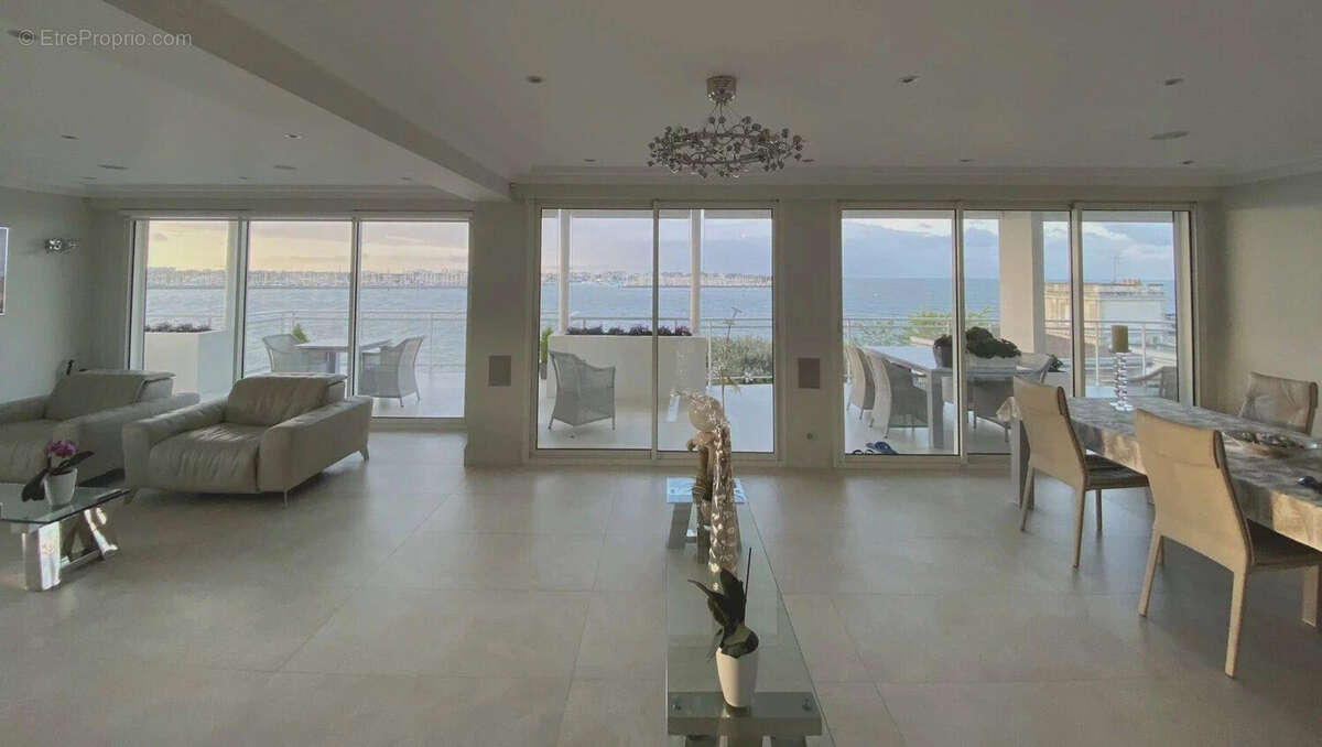 Appartement à LA ROCHELLE