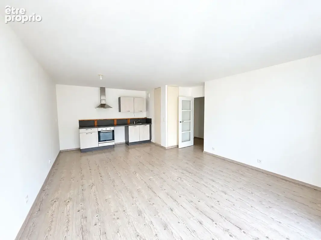 A VENDRE - AGENCE GIBOIRE PACE *EXCLUSIVITE* Appartement T3 63.95m² avec un beau rez-de-jardin d'env. 60m² à Vezin Le Coquet - photo 3