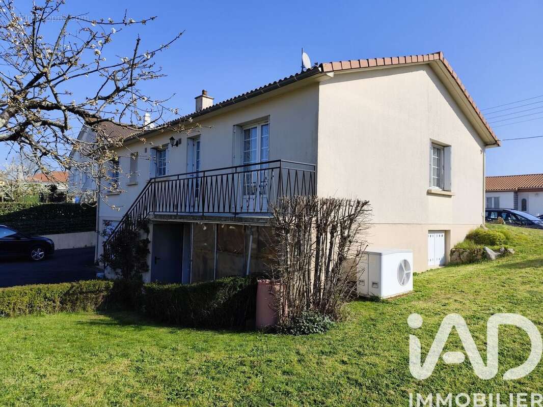 Photo 3 - Maison à BRESSUIRE
