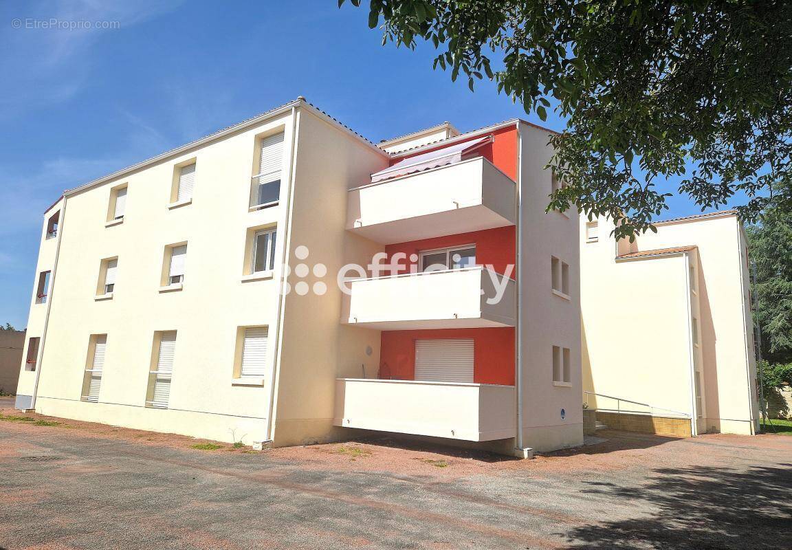 Appartement à SAINTES