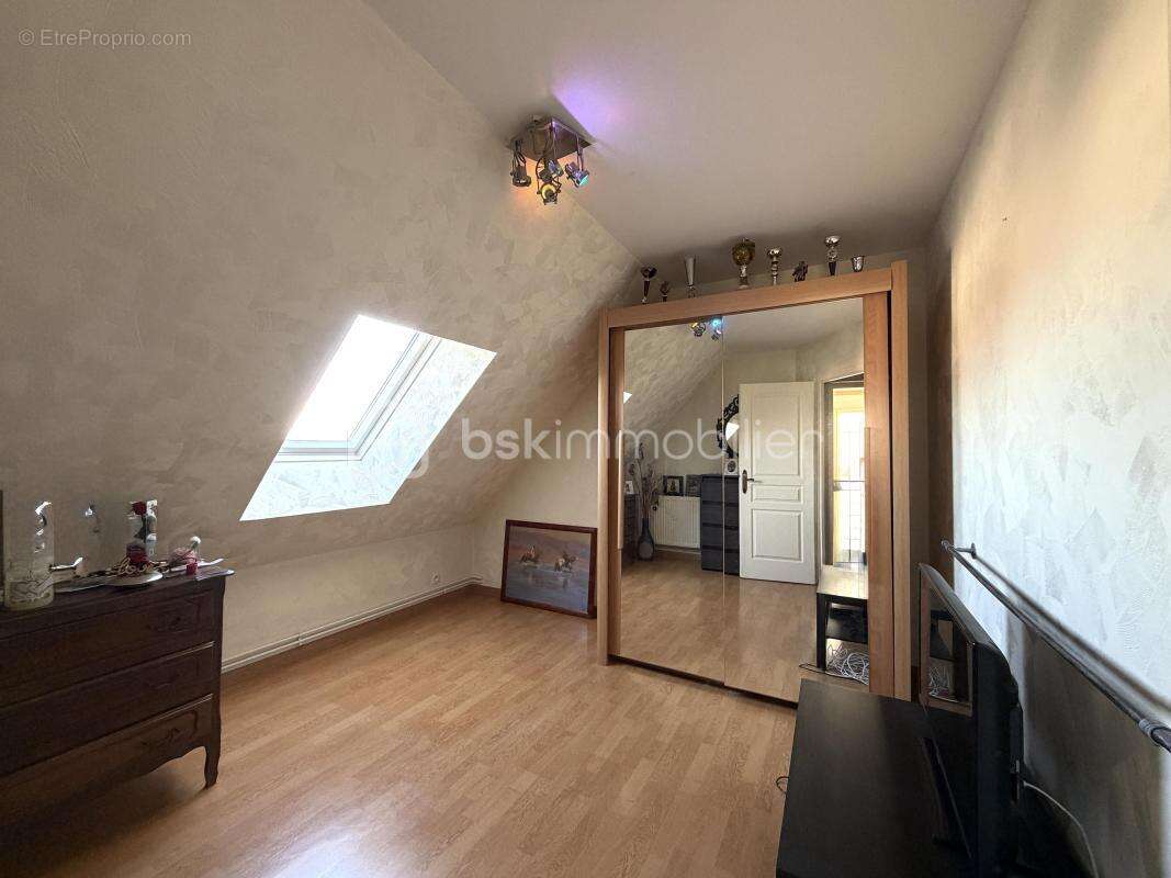 Maison à NANTEUIL-LES-MEAUX