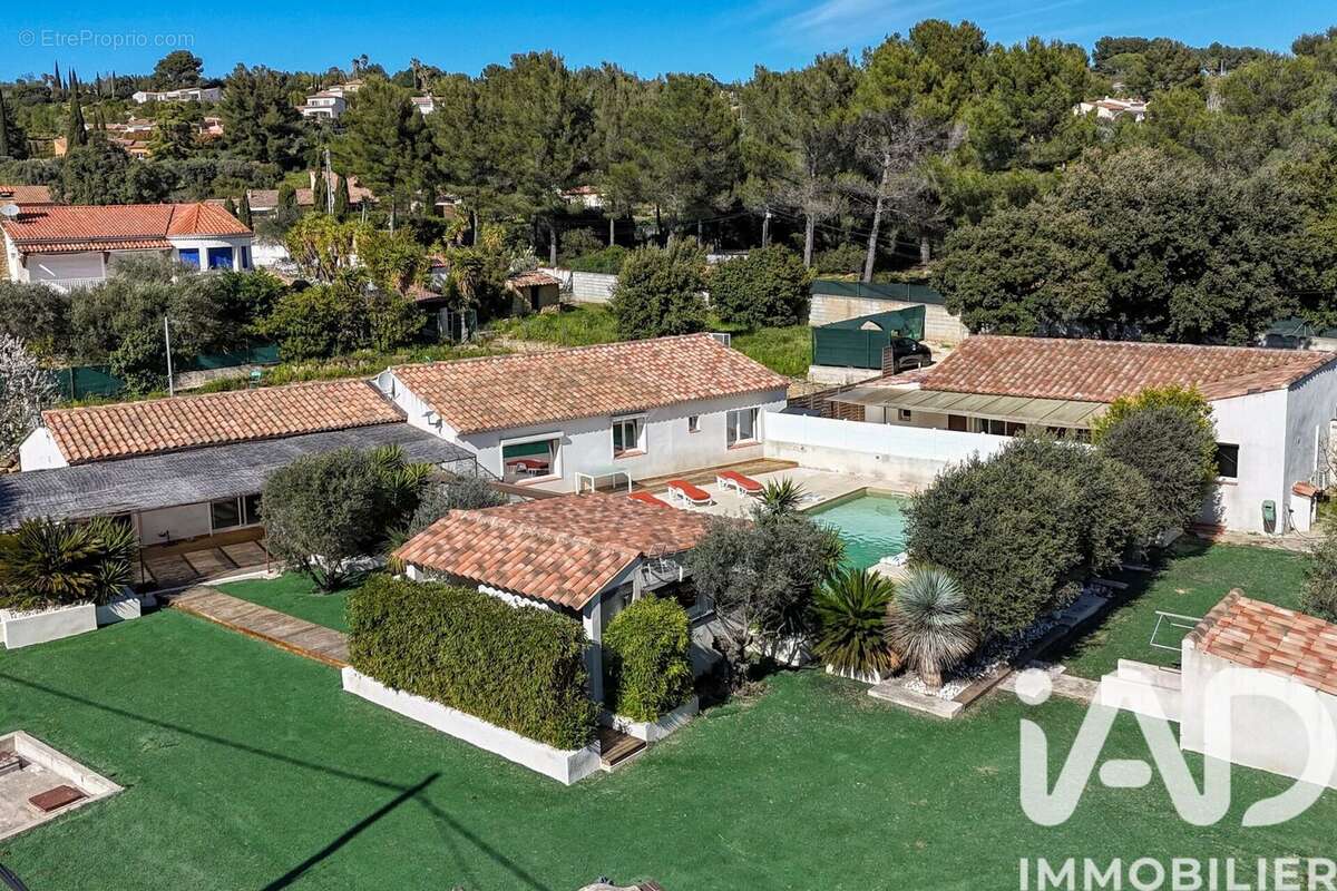 Photo 2 - Maison à LA CADIERE-D'AZUR