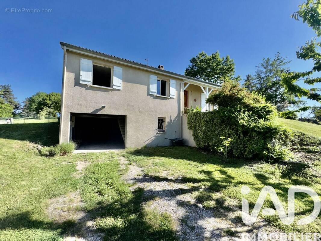 Photo 1 - Maison à SAINT-PAL-DE-MONS