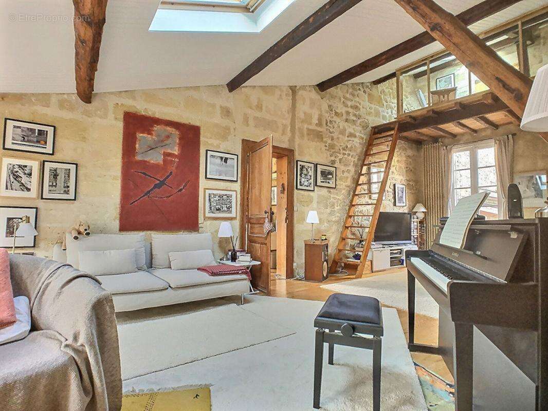 Appartement à BORDEAUX