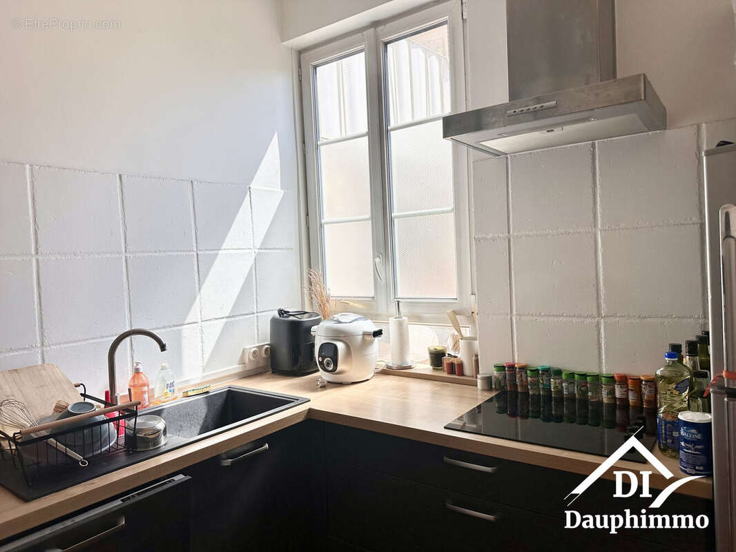 Appartement à ROMANS-SUR-ISERE