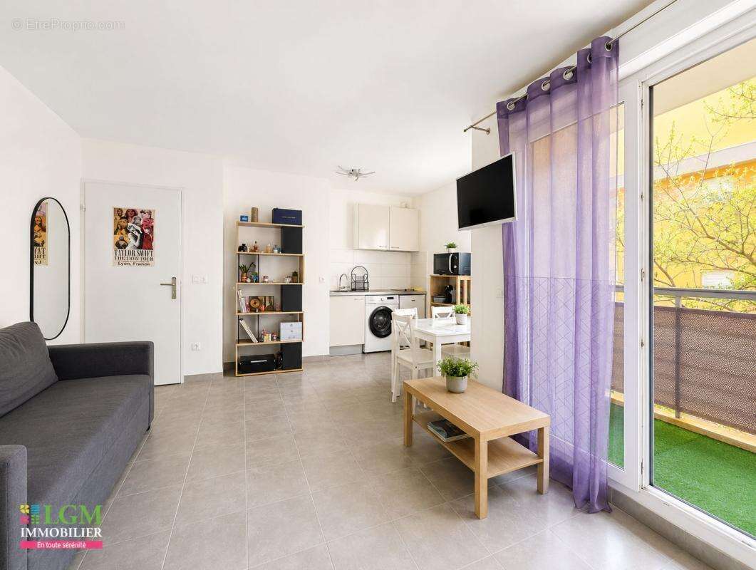  EXCLUSIVITÉ – Studio au calme avec tramway en bas de chez vous ! - photo 2