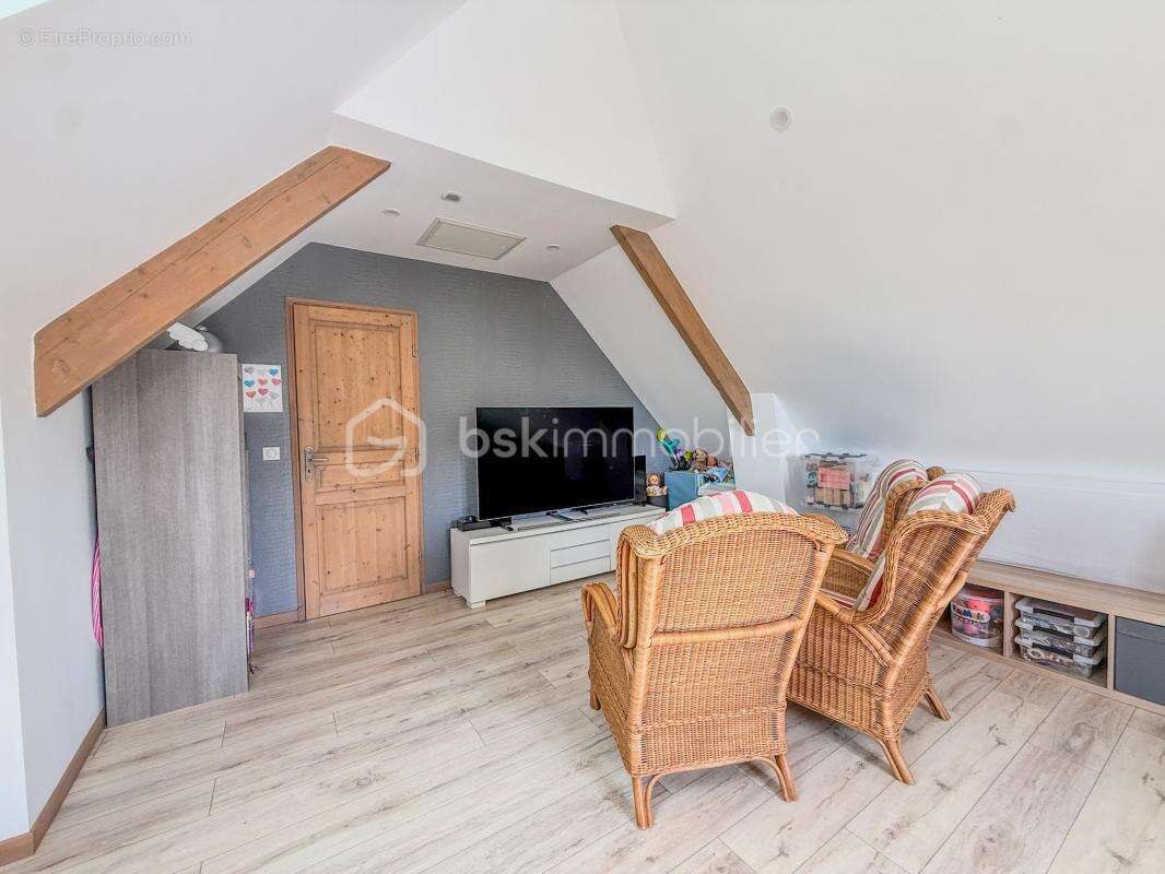Maison familiale contemporaine de 2018 avec jardin – Prestations soignées, DPE A et vie de plain-pied - photo 10