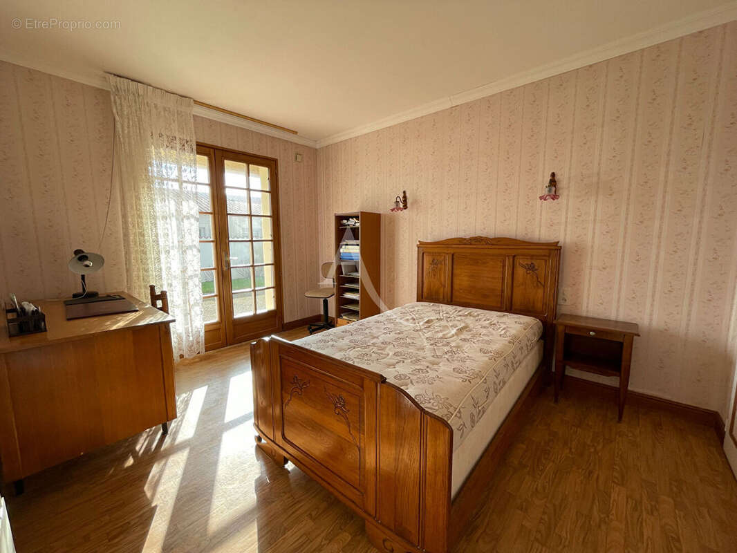 Maison à SAINT-HILAIRE-LA-FORET