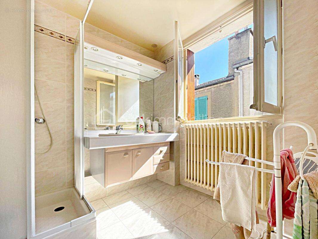 Maison à PARIS-19E