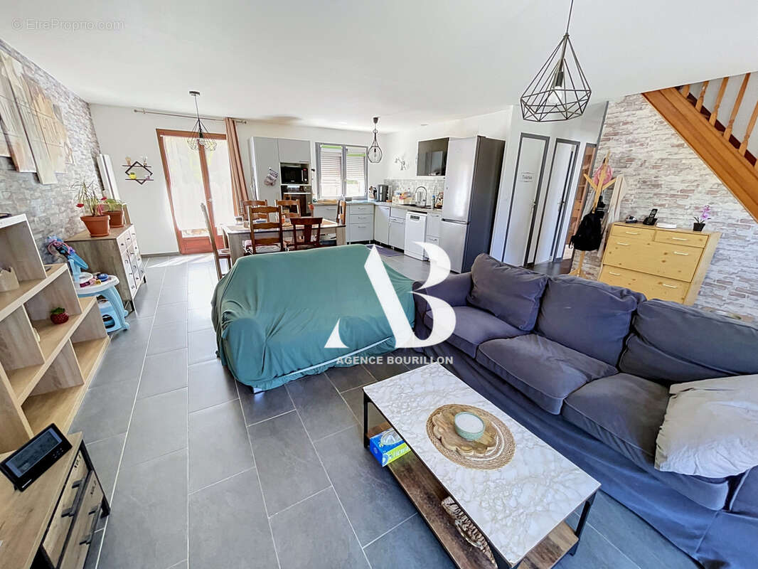 Entre Nangis et Melun, Coup de cœur assuré ! Maison indépendante avec vaste réception et 5 chambres ! - photo 8