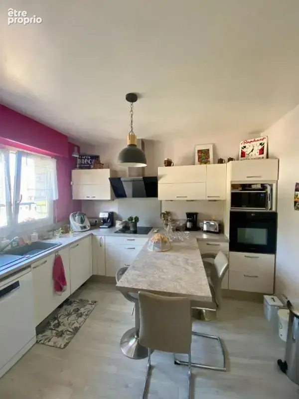 Hubert-Folie Maison familiale de 187 m² avec sous-sol complet et grand terrain - photo 6
