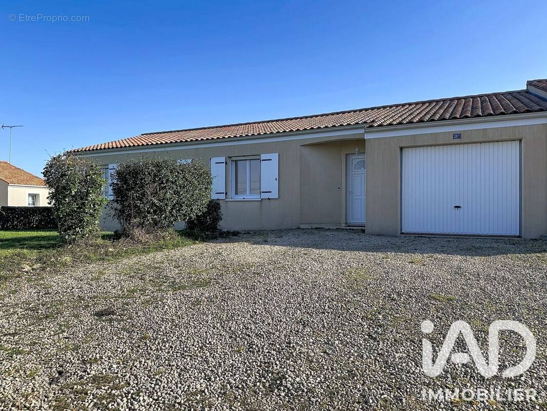 Photo 1 - Maison à MARSAIS-SAINTE-RADEGONDE