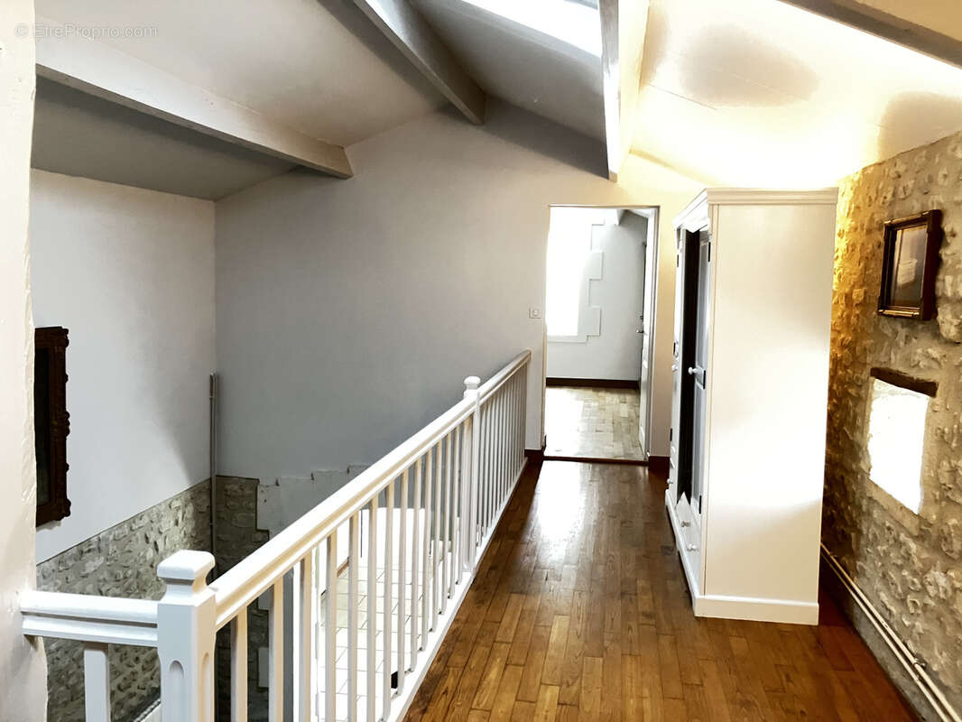 Maison à LIGNIERES-SONNEVILLE