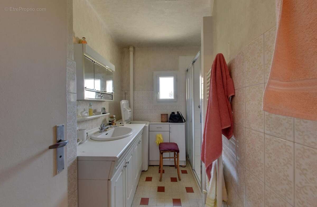 Appartement 59 m² à Saint-Martin-Le-Vinoux  - photo 6
