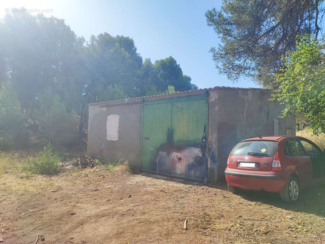 Remise/ Garage avec terrain - photo 11