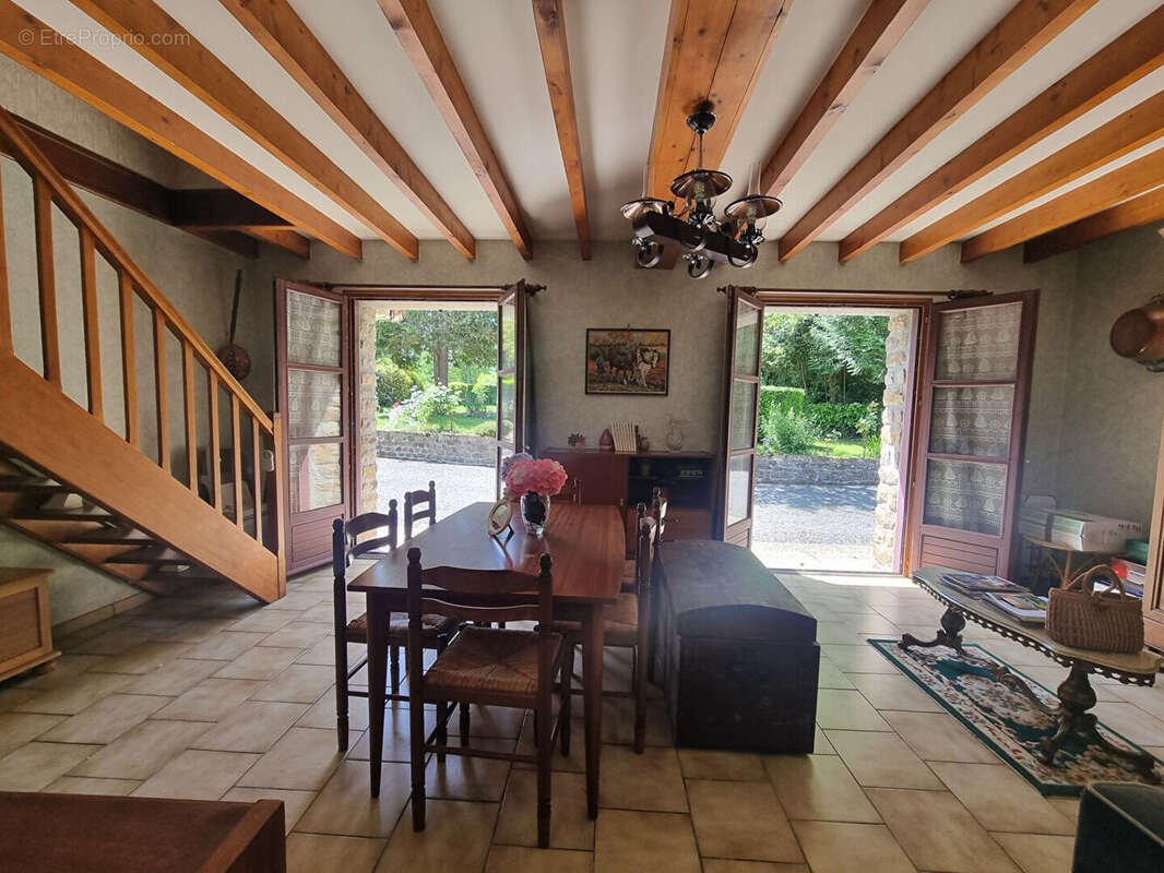 Maison à POILLEY