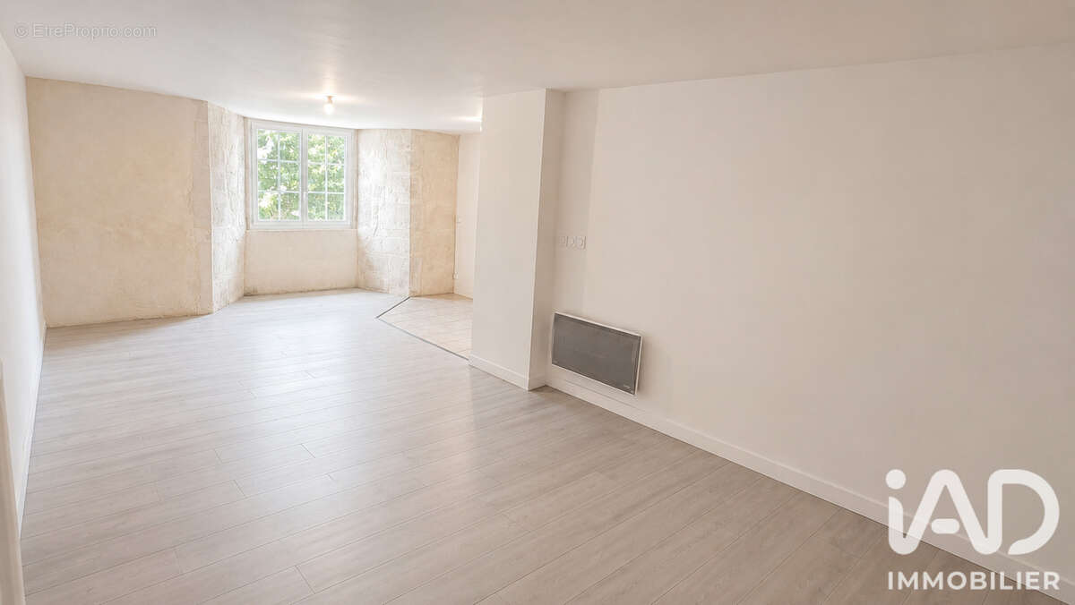 Photo 2 - Appartement à SAINT-GERVAIS-SUR-ROUBION
