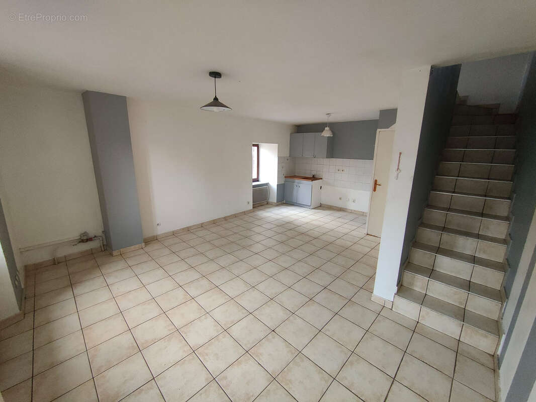 Maison à SAINT-MAURICE-DE-LIGNON