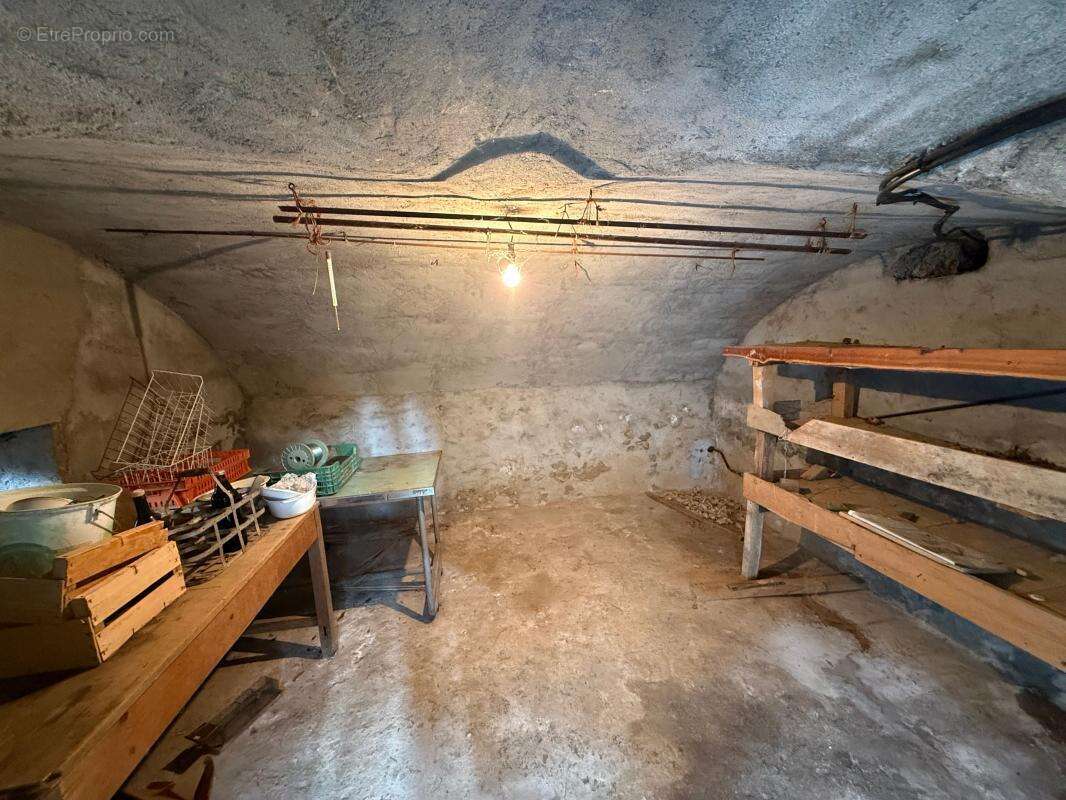 Maison à SOURCIEUX-LES-MINES