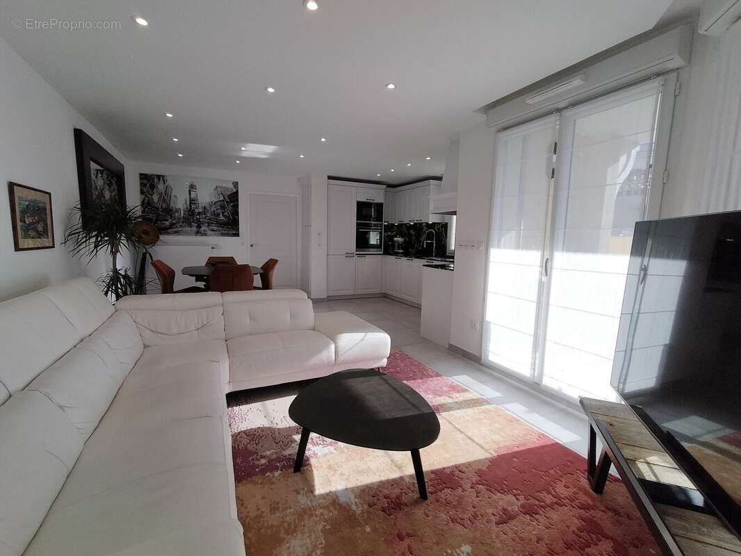 Appartement 82 m² à Le Plessis-Robinson  - photo 4