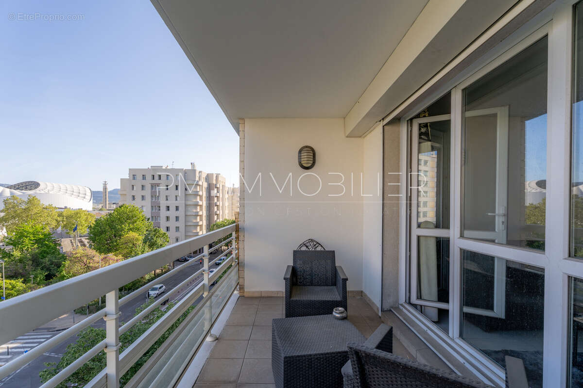 Appartement à MARSEILLE-8E