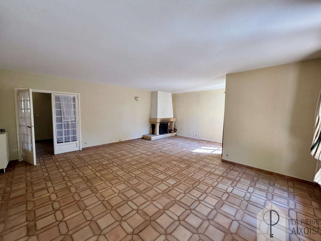 Appartement 4 pièces 110,89m2  balcon parking  Val ST André - Aix  en Provence - photo 18