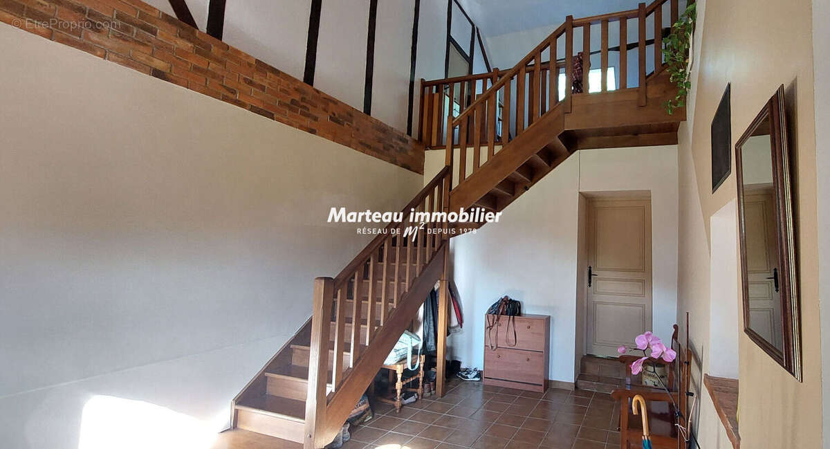 Maison à SARGE-SUR-BRAYE