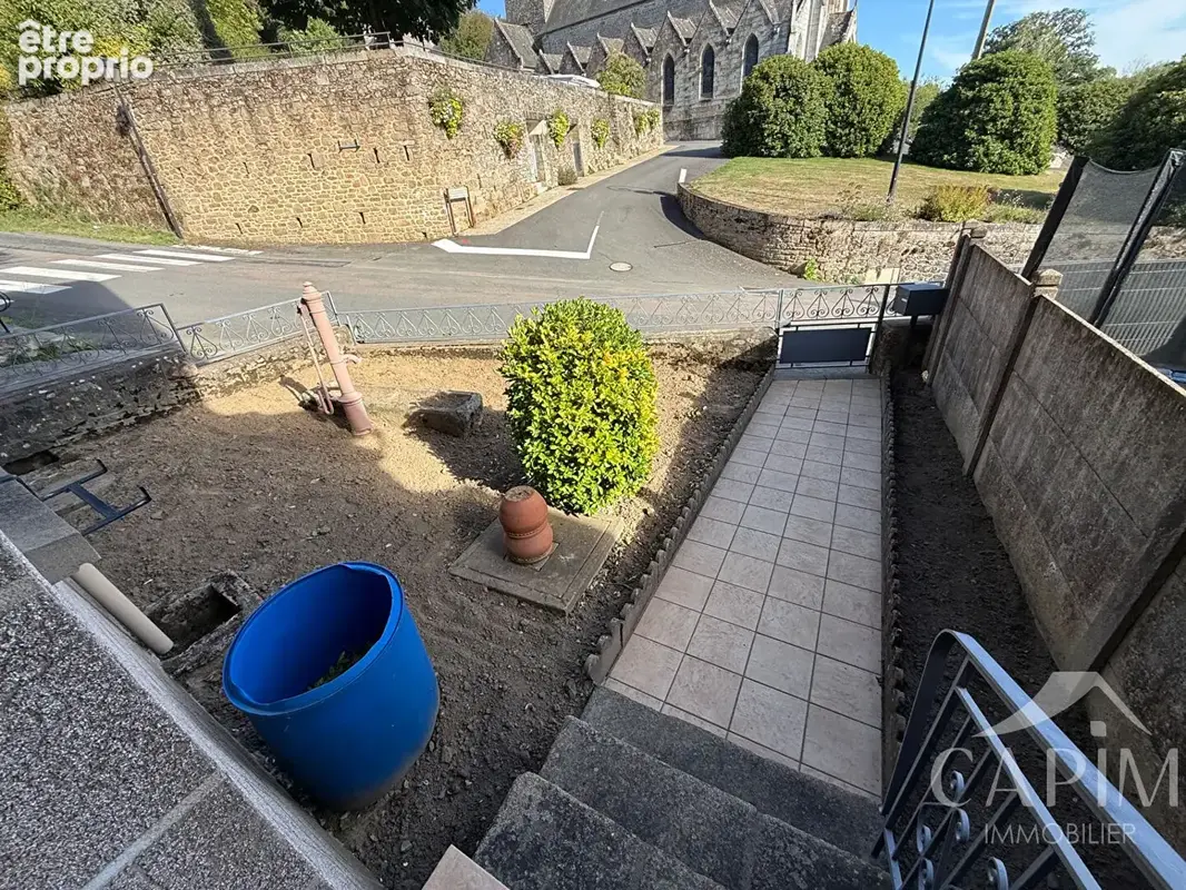 Maison en pierres Saint Germain En Cogles en centre bourg - 4Ch. - Bureau - photo 14