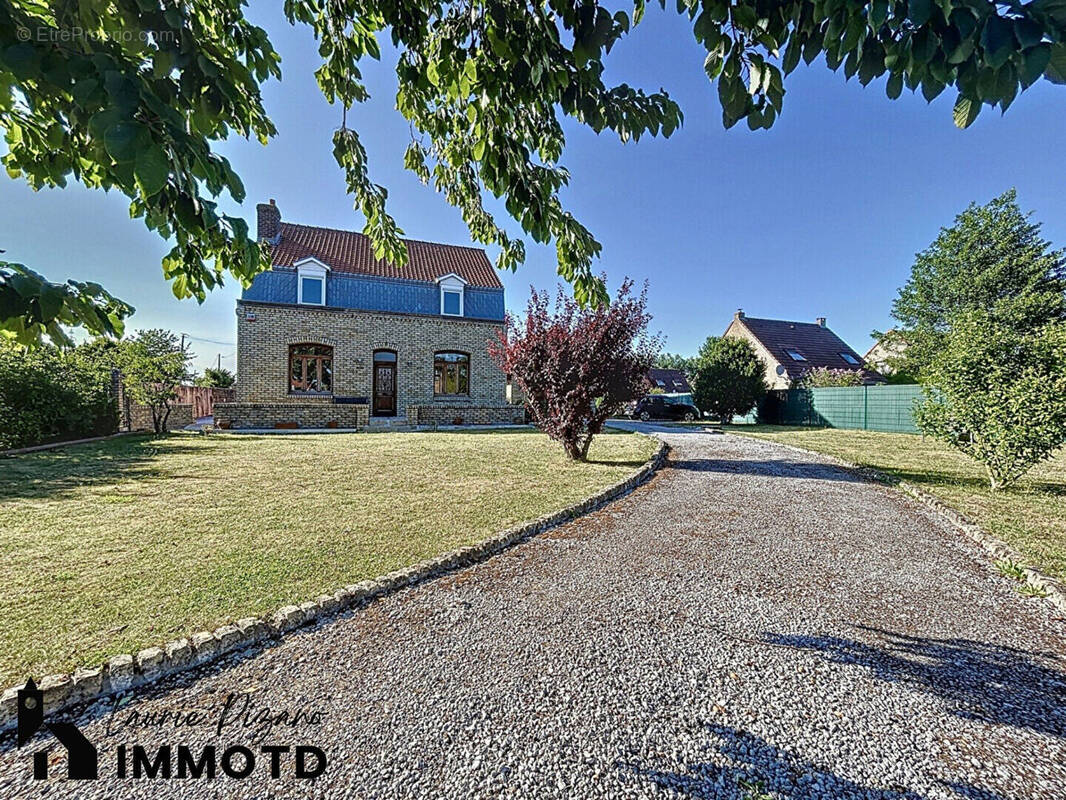 Maison à SAINT-GEORGES-SUR-L'AA