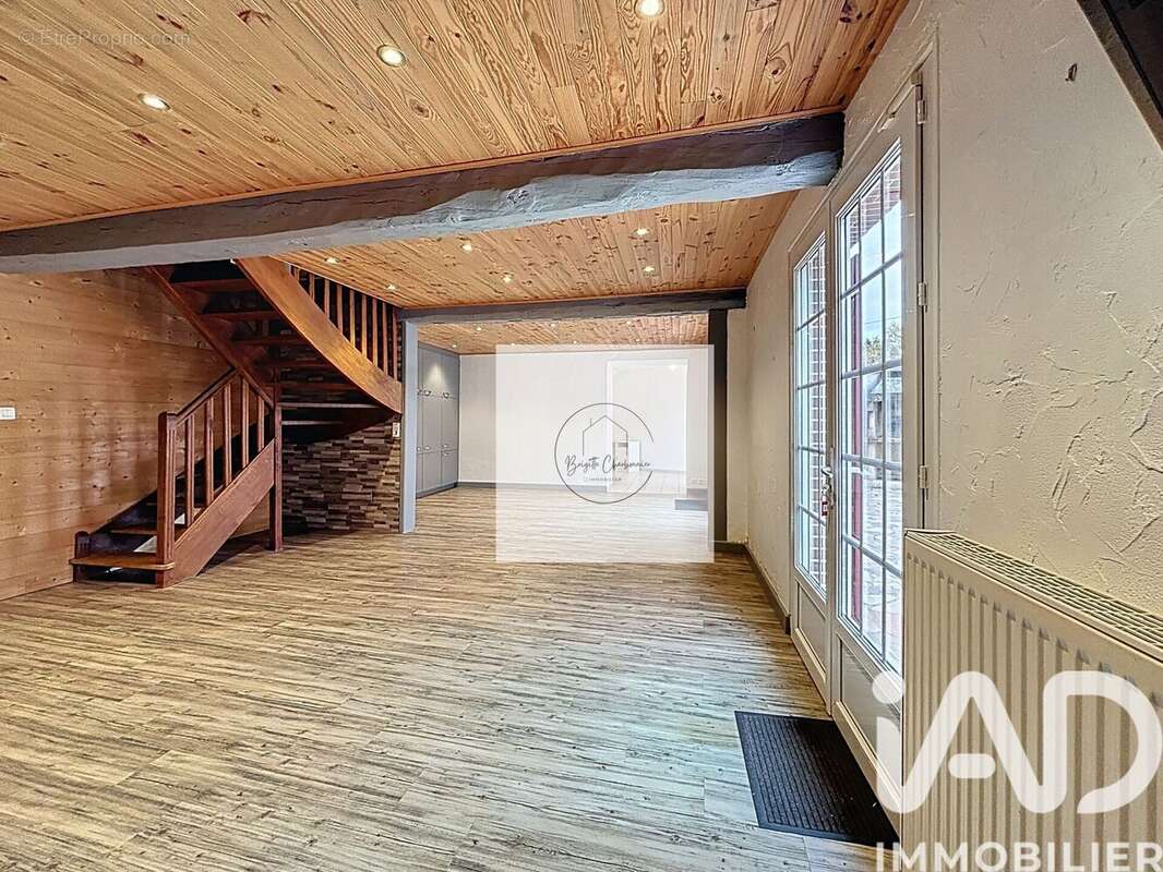 Photo 2 - Maison à CHERISY