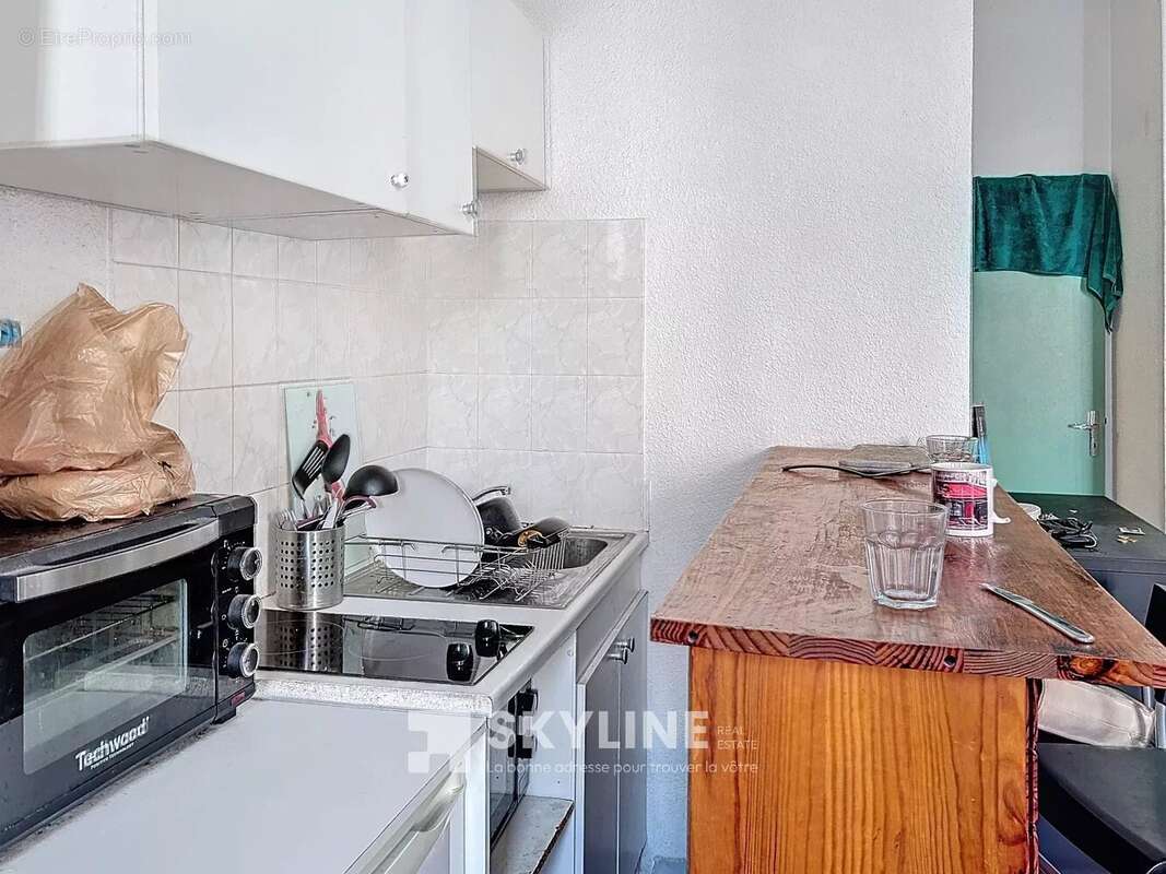Appartement à MARSEILLE-5E