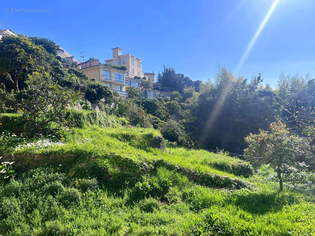 Appartement à MENTON